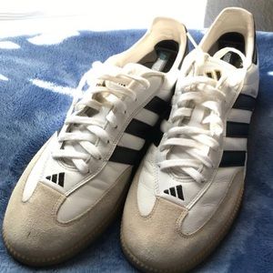 Adidas Simba size 11